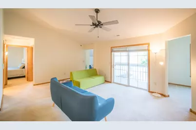 1046  River Place Blvd #8, Waukesha, WI 53189 - Photo 15
