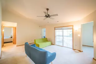 1046 River Pl Blvd, Waukesha, WI 53189 - Photo 15