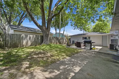 1418  87th St, Kenosha, WI 53143 - Photo 27