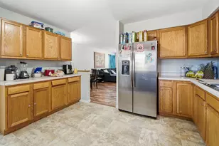 1418 87th St, Kenosha, WI 53143 - Photo 7