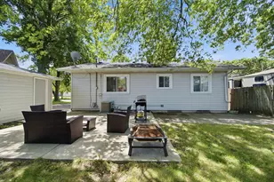 1418 87th St, Kenosha, WI 53143 - Photo 25