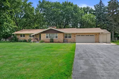 928  Mill Rd, Delafield, WI 53018 - Photo 1