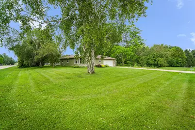 4883  Lois Ln, West Bend, WI 53095 - Photo 23