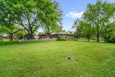 4883  Lois Ln, West Bend, WI 53095 - Photo 27
