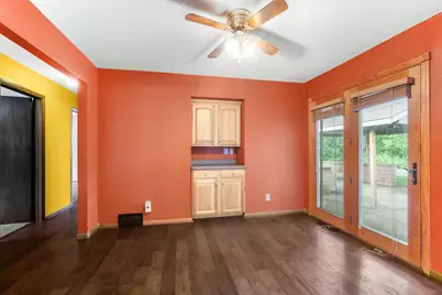 4883  Lois Ln, West Bend, WI 53095 - Photo 7
