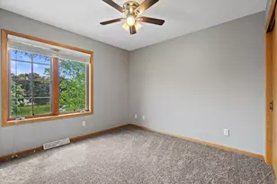 235 W Redding Cir, Belgium, WI 53004 - Photo 23