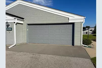 N17W26873 E Fieldhack Dr #G, Pewaukee, WI 53072 - Photo 15