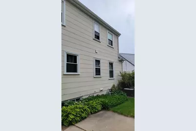 312  Washington Ave, Fredonia, WI 53021 - Photo 3