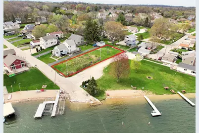 S71W19044  Hillview Dr, Muskego, WI 53150 - Photo 3