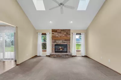 1047  27th Ct, Somers, WI 53140 - Photo 7