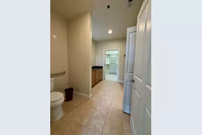 832  N 6th St #111, Sheboygan, WI 53081 - Photo 11