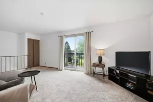 N91w7053 Evergreen Ct, Cedarburg, WI 53012 - Photo 5
