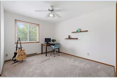 N91W7053  Evergreen Ct, Cedarburg, WI 53012 - Photo 11