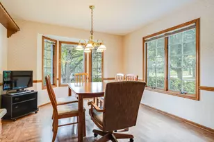 645 Willowick Ct, Brookfield, WI 53045 - Photo 7