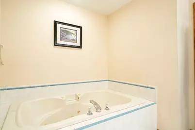 645  Willowick Ct #A, Brookfield, WI 53045 - Photo 21