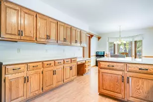 645 Willowick Ct, Brookfield, WI 53045 - Photo 5