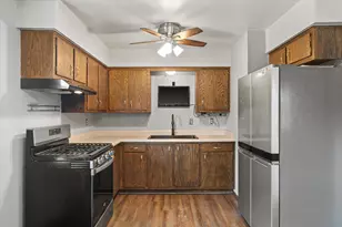 8359 N Celina St, Milwaukee, WI 53224 - Photo 7