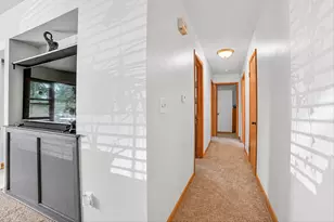W257S2719 Genesee Rd, Waukesha, WI 53188 - Photo 11
