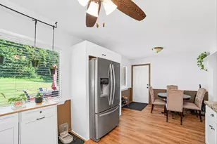 W257S2719 Genesee Rd, Waukesha, WI 53188 - Photo 9