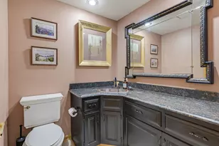 3532 S 121st Ct, Greenfield, WI 53228 - Photo 15