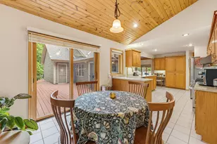 3532 S 121st Ct, Greenfield, WI 53228 - Photo 19