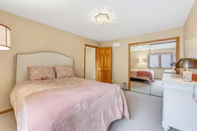 3532 S 121st Ct, Greenfield, WI 53228 - Photo 31