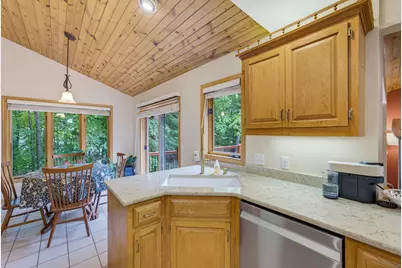 3532 S 121st Ct, Greenfield, WI 53228 - Photo 23