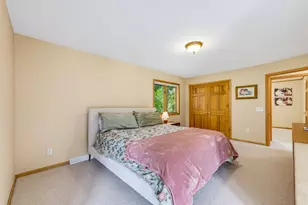 3532 S 121st Ct, Greenfield, WI 53228 - Photo 37