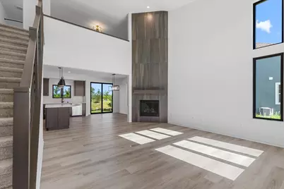 W251N2385  Valleyview Cir, Pewaukee, WI 53072 - Photo 13