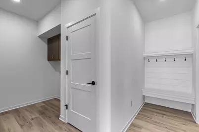 W251N2385  Valleyview Cir, Pewaukee, WI 53072 - Photo 25
