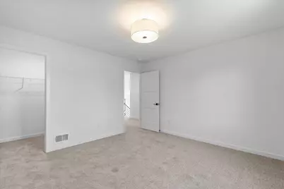 W251N2385  Valleyview Cir, Pewaukee, WI 53072 - Photo 19