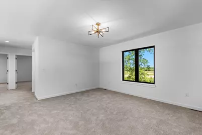W251N2385  Valleyview Cir, Pewaukee, WI 53072 - Photo 23