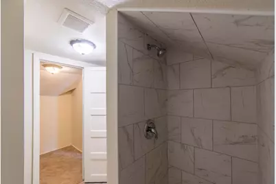 2222 N 51st St, Milwaukee, WI 53208 - Photo 21