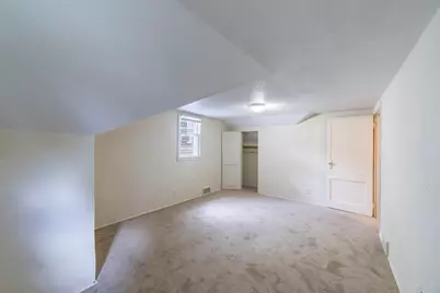 2222 N 51st St, Milwaukee, WI 53208 - Photo 15