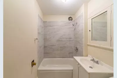 2222 N 51st St, Milwaukee, WI 53208 - Photo 13