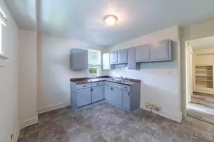 2222 N 51st St, Milwaukee, WI 53208 - Photo 11