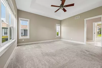 N66W15730  Fox Meadow Dr, Menomonee Falls, WI 53051 - Photo 25