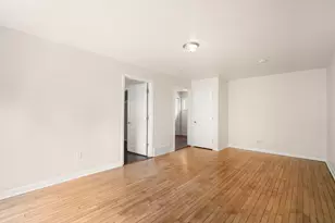 2154 S 86th St, West Allis, WI 53227 - Photo 5