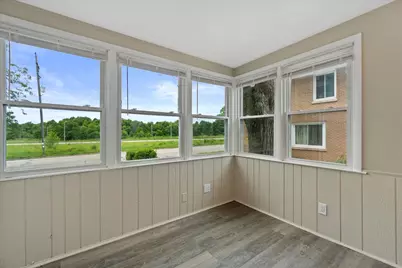 5676 N 43rd St, Milwaukee, WI 53209 - Photo 3