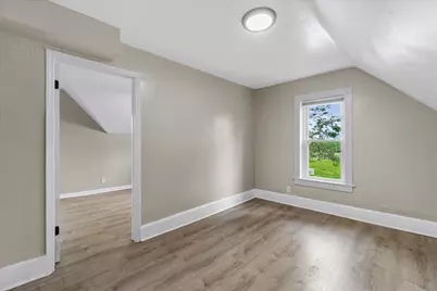 5676 N 43rd St, Milwaukee, WI 53209 - Photo 15