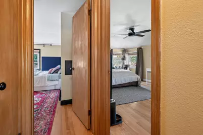 1826 E Fernwood Ave, Milwaukee, WI 53207 - Photo 15