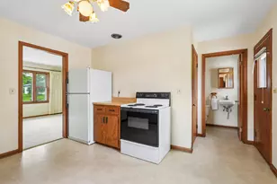 N92W16938 Roger Ave, Menomonee Falls, WI 53051 - Photo 11