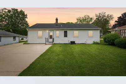 N92W16938  Roger Ave, Menomonee Falls, WI 53051 - Photo 39
