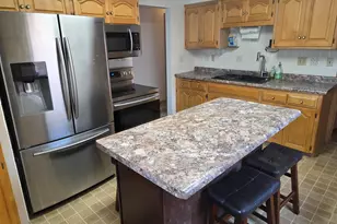 2306 S 85th St, West Allis, WI 53227 - Photo 7