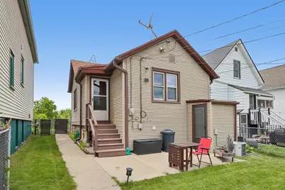 2826 S Chase Ave, Milwaukee, WI 53207 - Photo 13