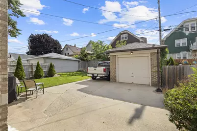 2360 N 60th St, Milwaukee, WI 53210 - Photo 21