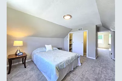 3215 W Oriole Dr, Milwaukee, WI 53209 - Photo 21