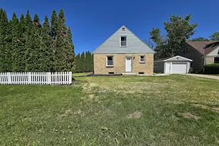3215 W Oriole Dr, Milwaukee, WI 53209 - Photo 31