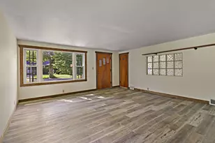 N6592 Lorraine Rd, Richmond, WI 53115 - Photo 3