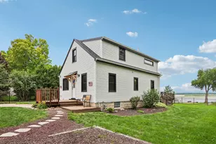 S94W14508 Groveway Ln, Muskego, WI 53150 - Photo 1